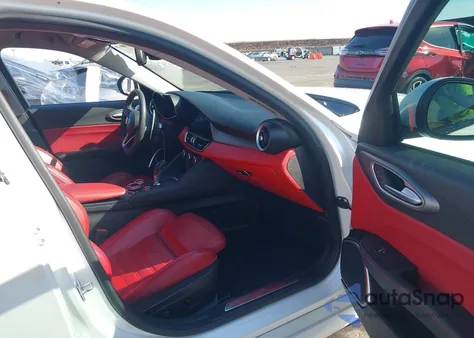 2018 Alfa Romeo Giulia Ti Sport Rwd z USA, uszkodzony, nr VIN ZARFAECN9J7583744